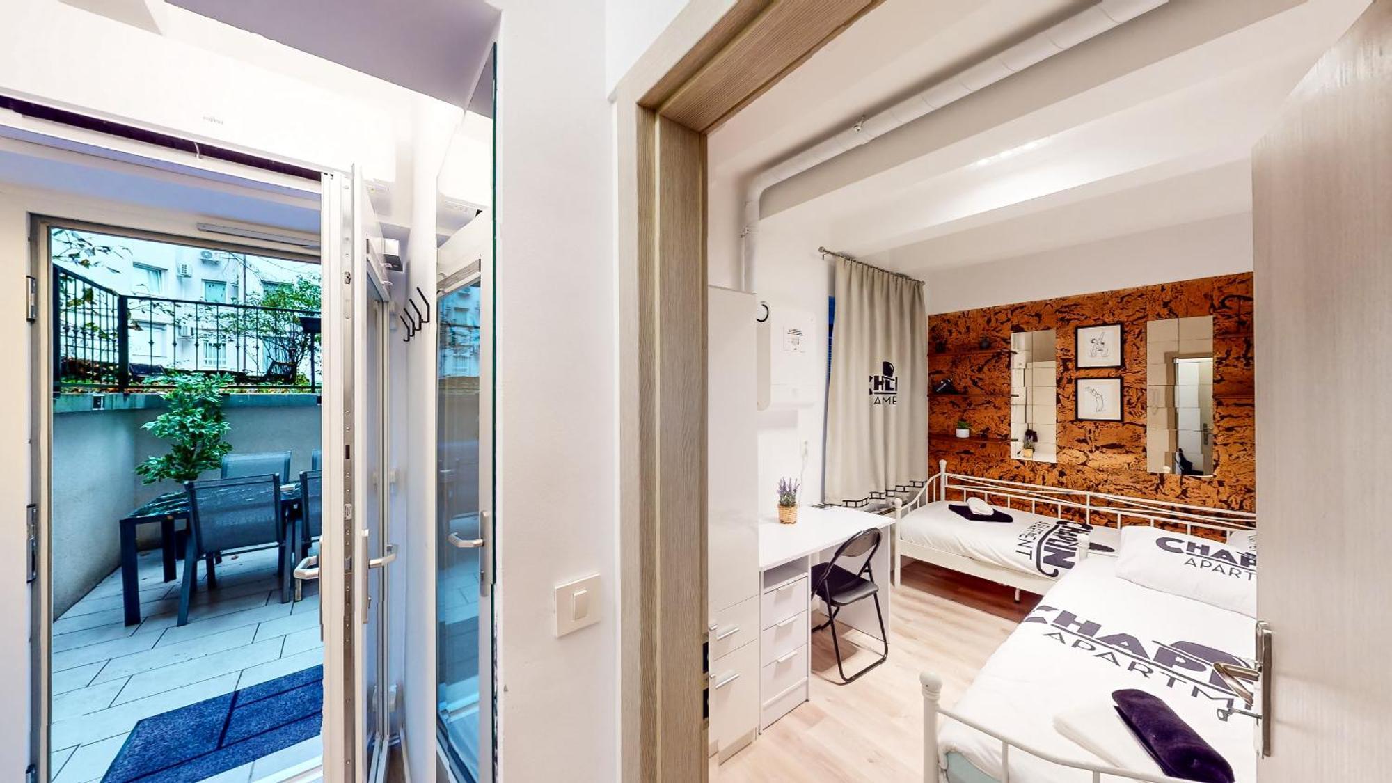 Chaplin Apartment - Free Garage Parking Любляна Екстериор снимка